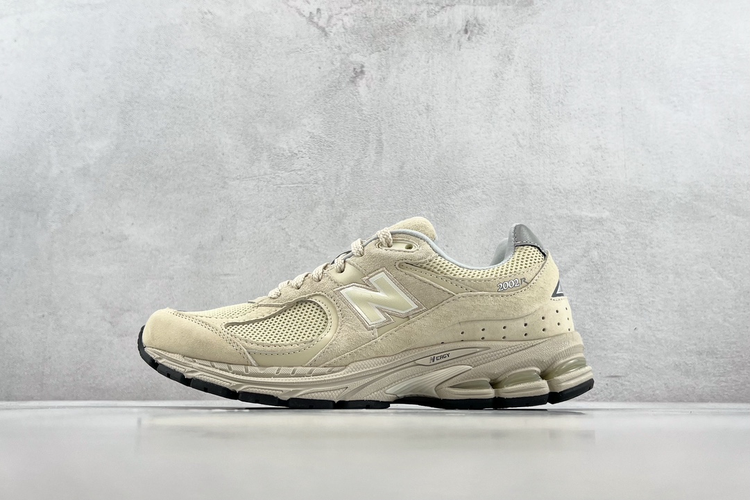 260 New Balance NB 2002R 浅米黄 ML2002RE