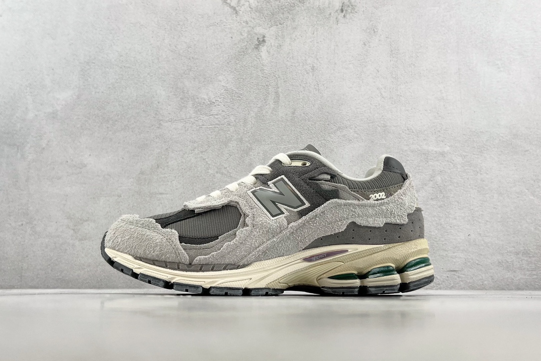 260 New Balance NB 2002R ”refined future”云雨灰 M2002RDA