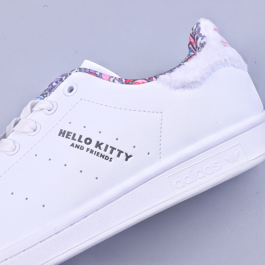 170 adidas三叶草联名hello Kitty 凯蒂猫联名玩偶休闲鞋 HP9656