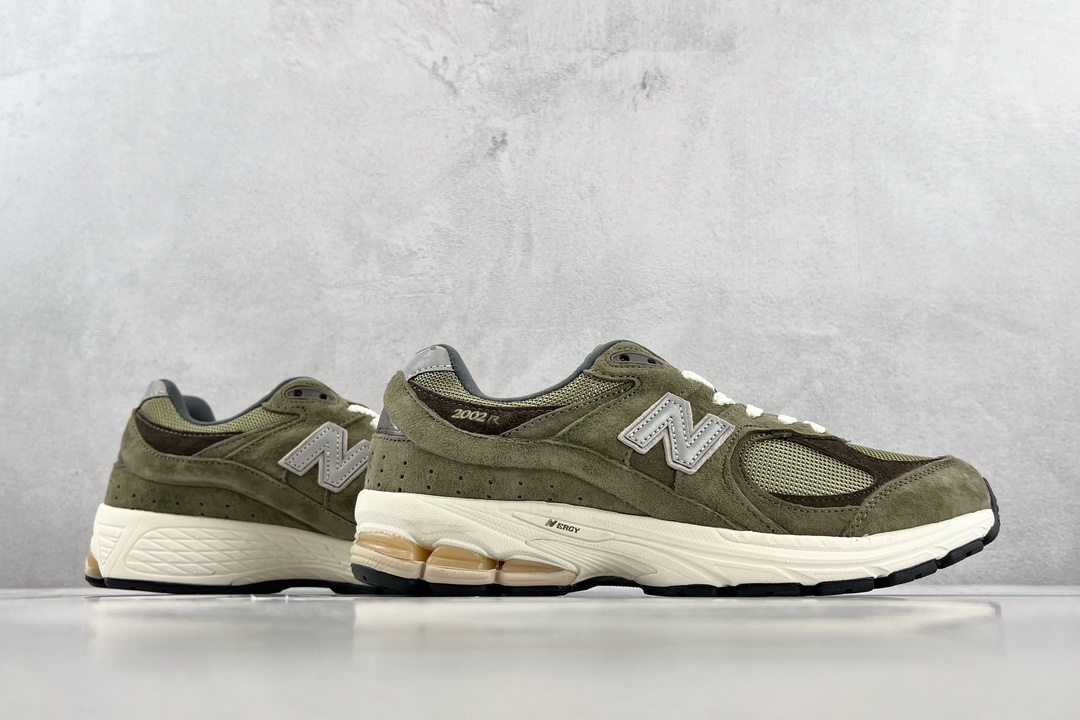 260 New Balance NB 2002R绿色 M2002RHN