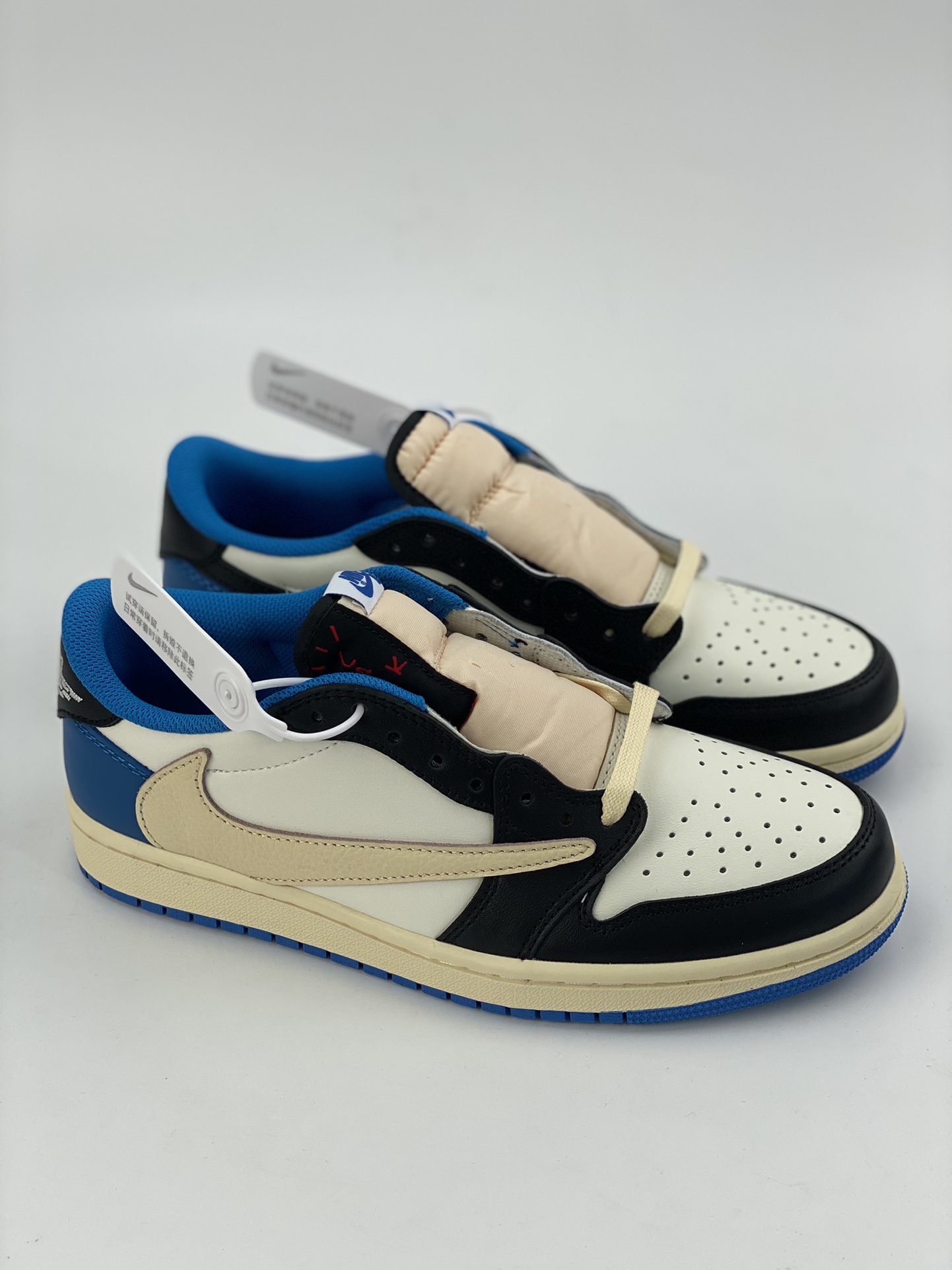 260 Travis Scott x Fragment x Air Jordan AJ1 Low OG SP 三方联名闪电倒勾低帮 DM7866-140