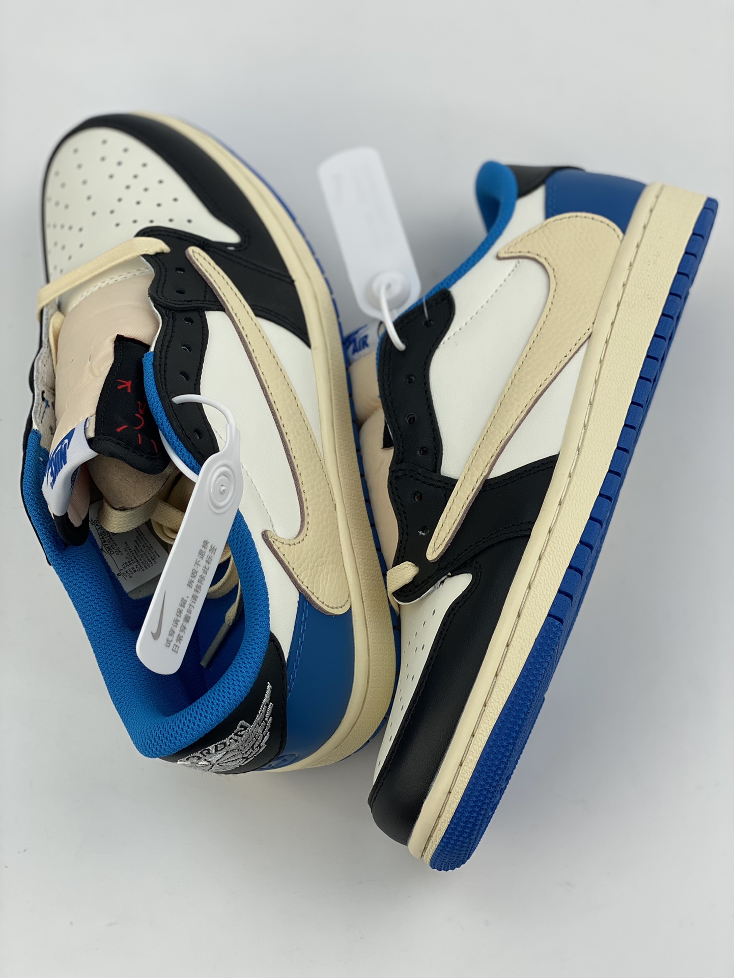 260 Travis Scott x Fragment x Air Jordan AJ1 Low OG SP 三方联名闪电倒勾低帮 DM7866-140