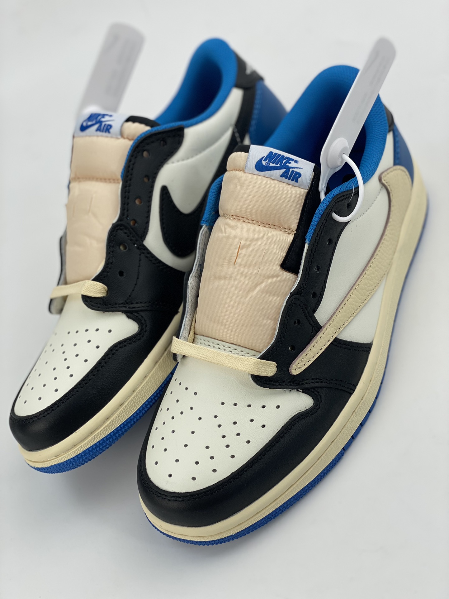 260 Travis Scott x Fragment x Air Jordan AJ1 Low OG SP 三方联名闪电倒勾低帮 DM7866-140