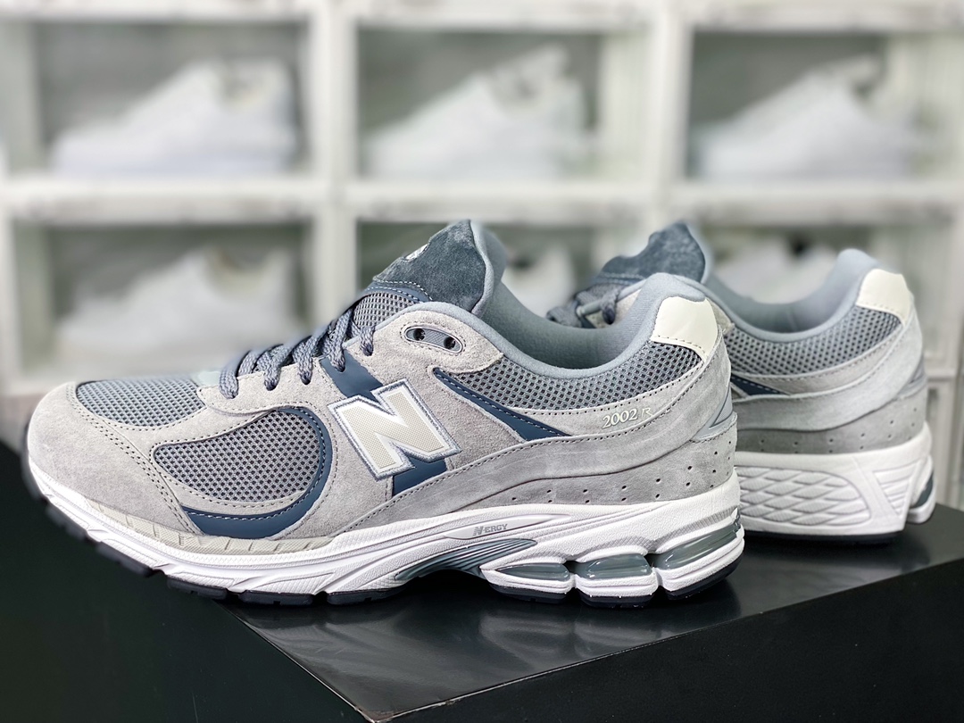 260 New Balance】 2002R”Grey”系列低帮复古老爹慢跑鞋“麂皮元祖灰深灰白”M2002RST