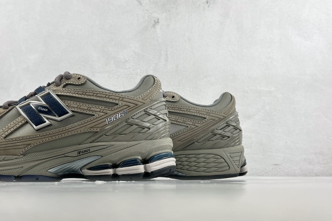 260 New Balance 1906系列 灰色 M1906RB