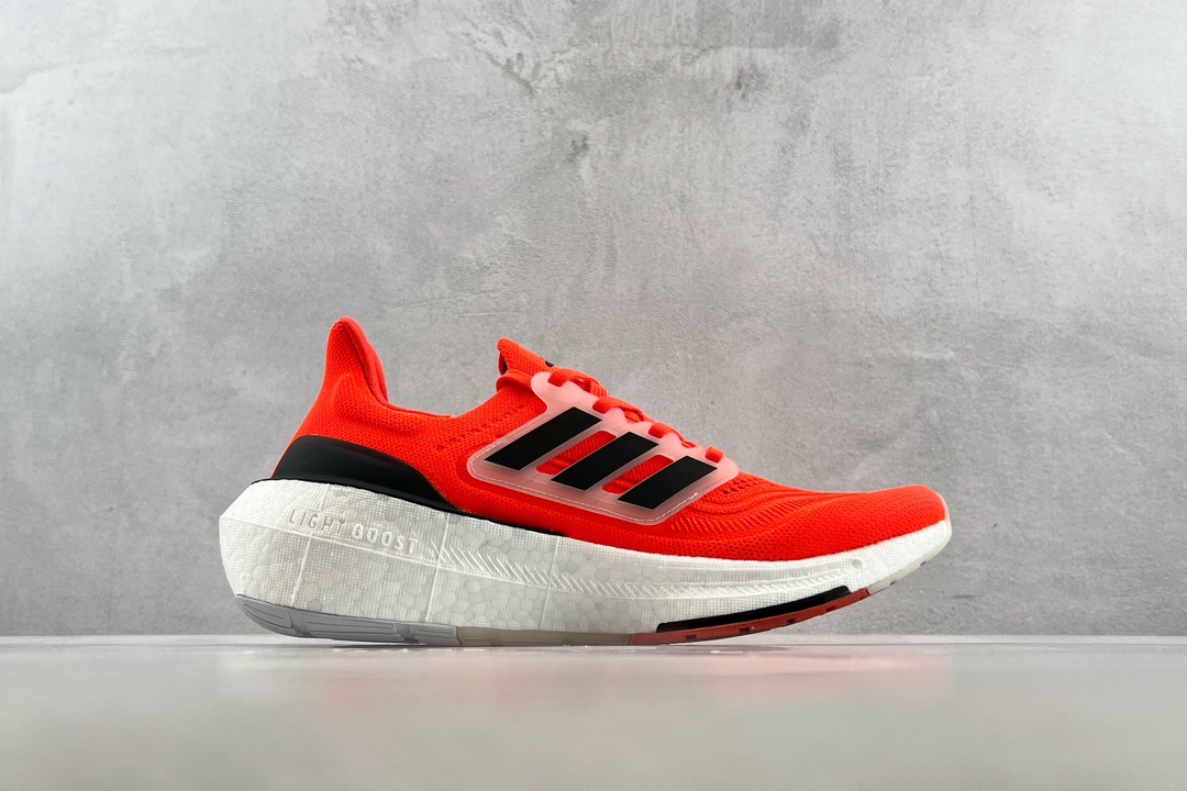 RS240 adidas Ultra Boost 红黑白 HQ6341