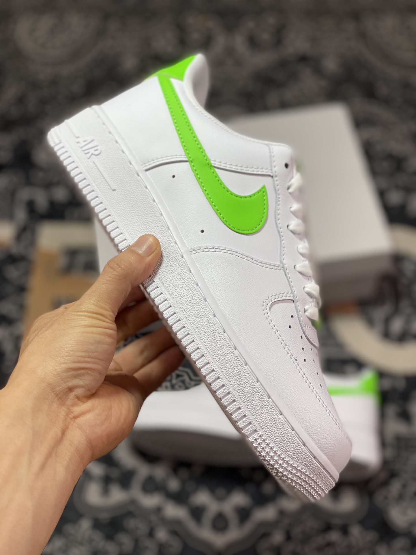 200 Nike Air Force 1’07 Low”White Action Green”空军一号板鞋“皮革白运动绿”DD8985-112