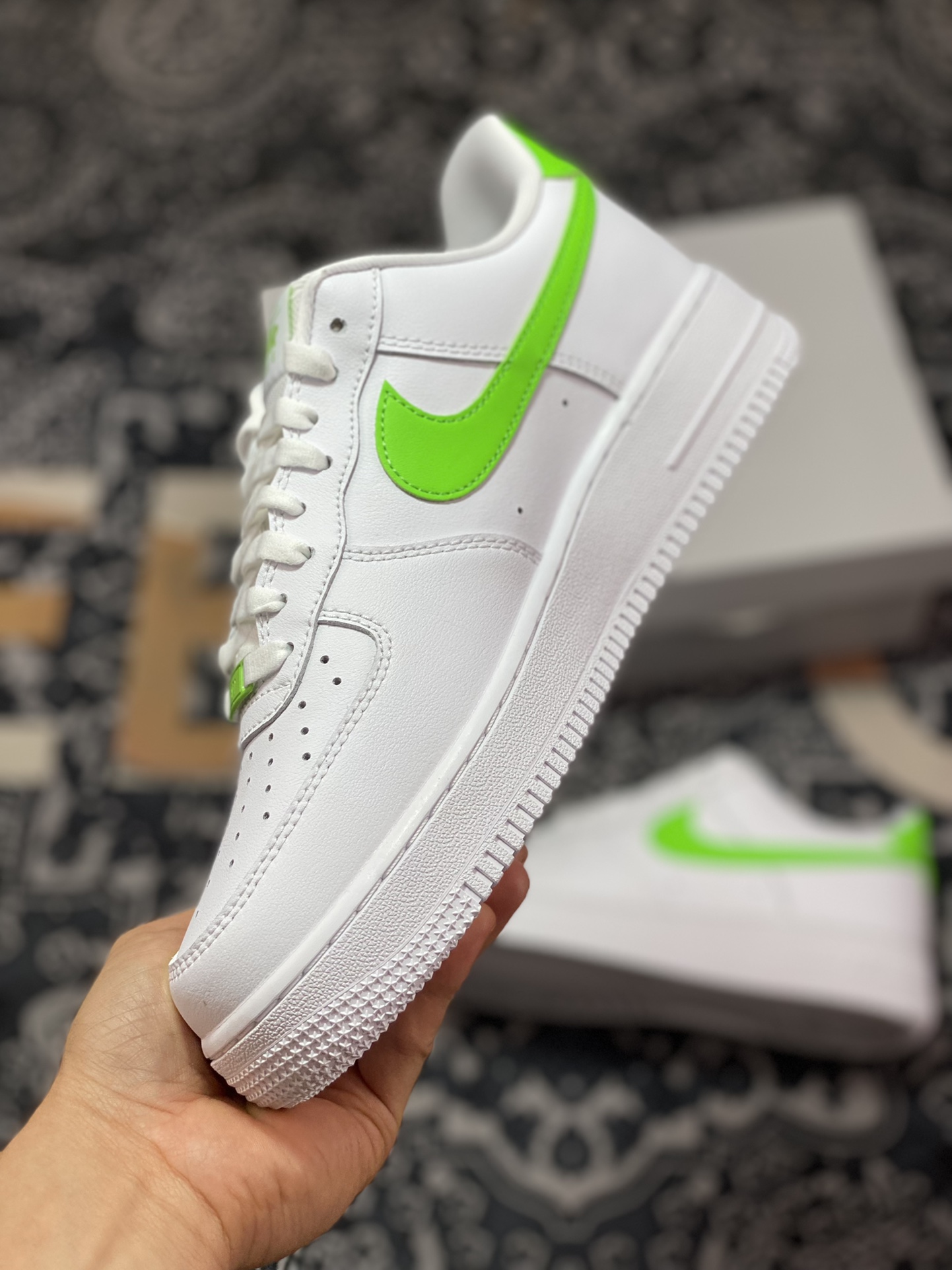 200 Nike Air Force 1’07 Low”White Action Green”空军一号板鞋“皮革白运动绿”DD8985-112