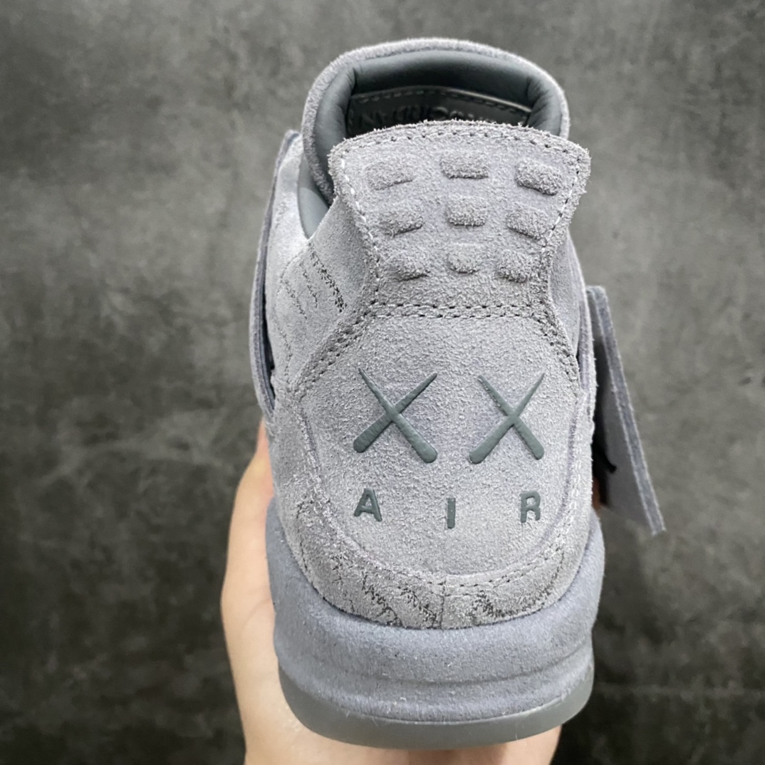 450 【外贸纯原】KAWS x Air Jordan AJ4 ”Cool Grey” 涂鸦联名酷灰 930155-003