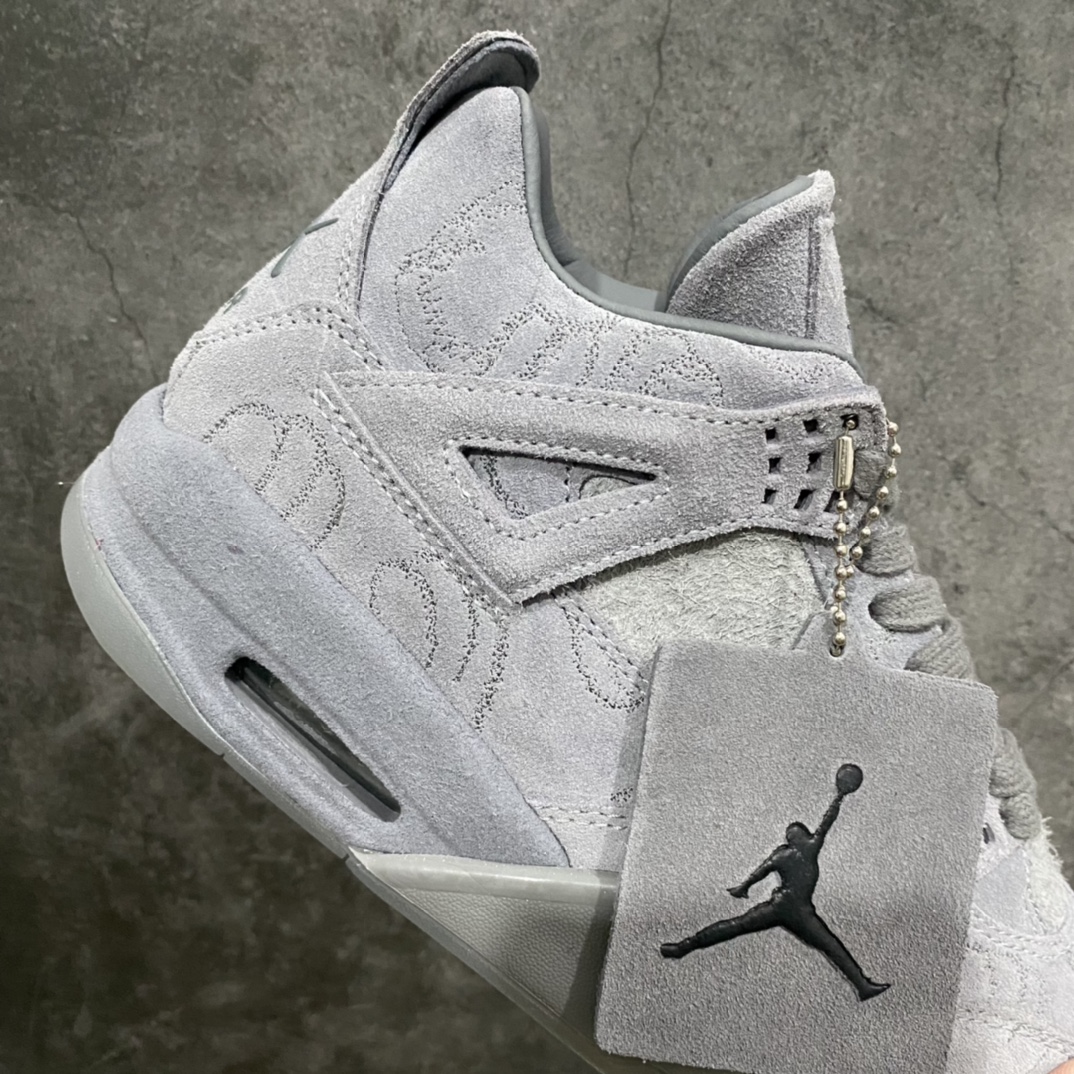 450 【外贸纯原】KAWS x Air Jordan AJ4 ”Cool Grey” 涂鸦联名酷灰 930155-003