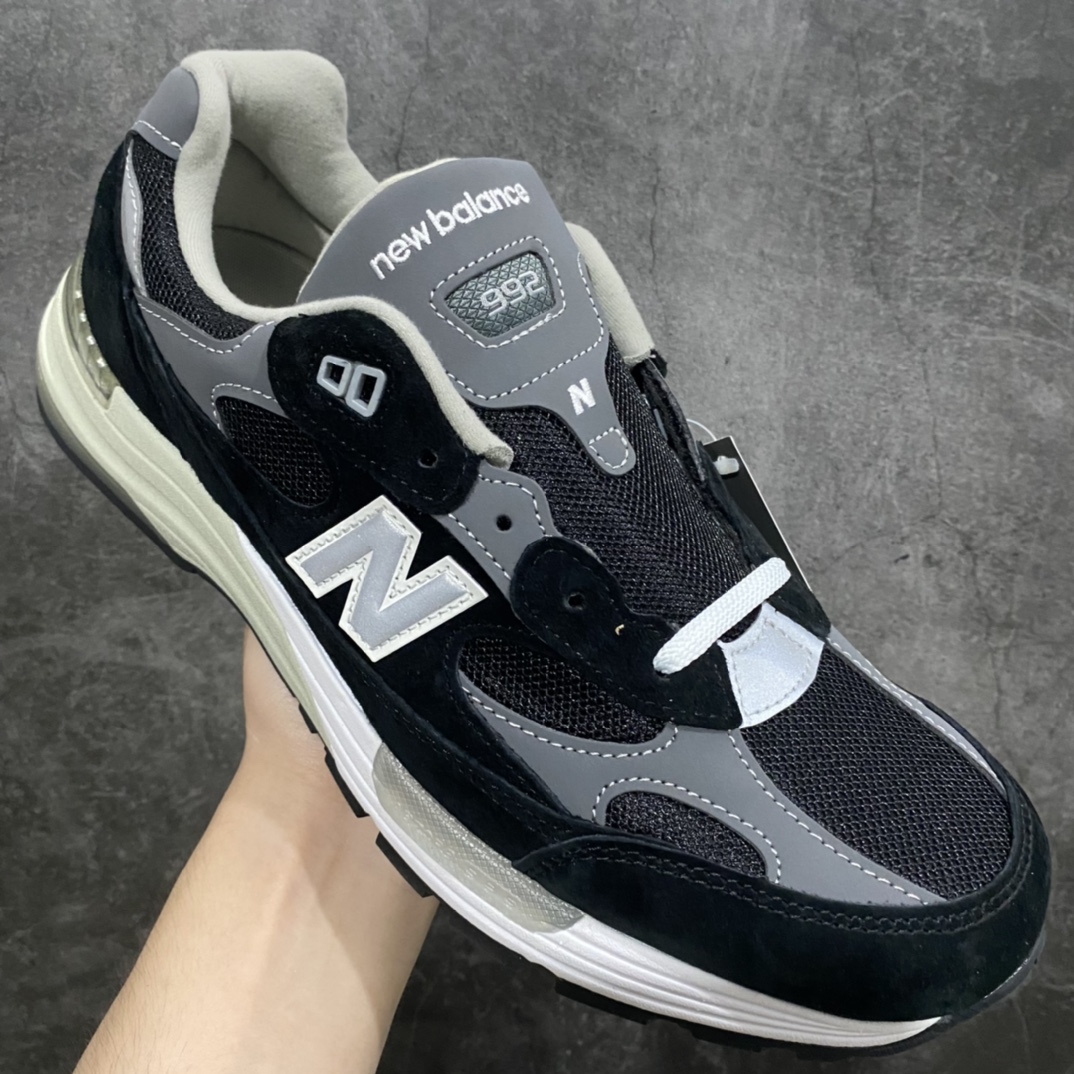 320 【总裁版】市售最强纯原版本 全码出货 New Balance NB992系列 M992EB