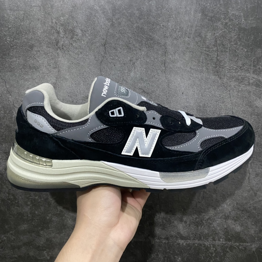 320 【总裁版】市售最强纯原版本 全码出货 New Balance NB992系列 M992EB