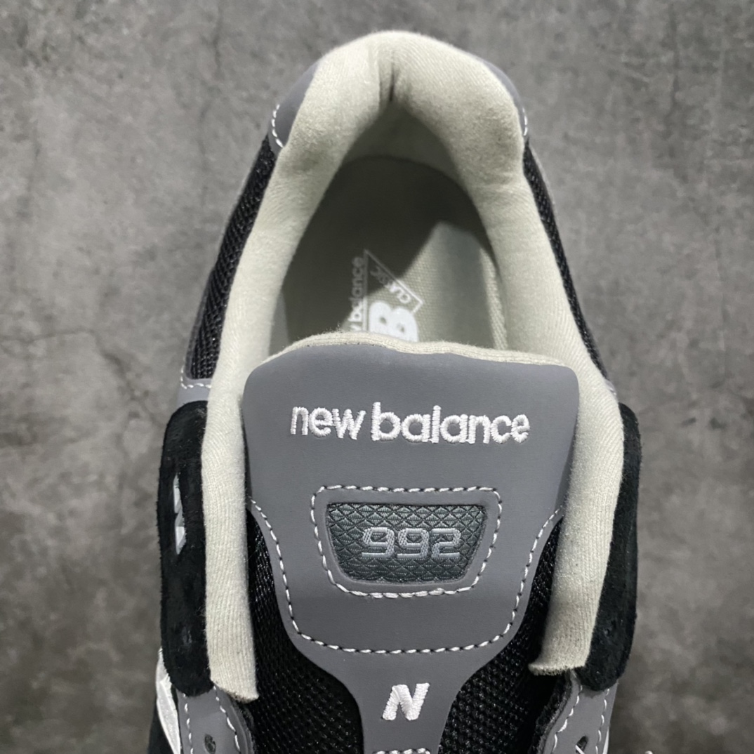 320 【总裁版】市售最强纯原版本 全码出货 New Balance NB992系列 M992EB