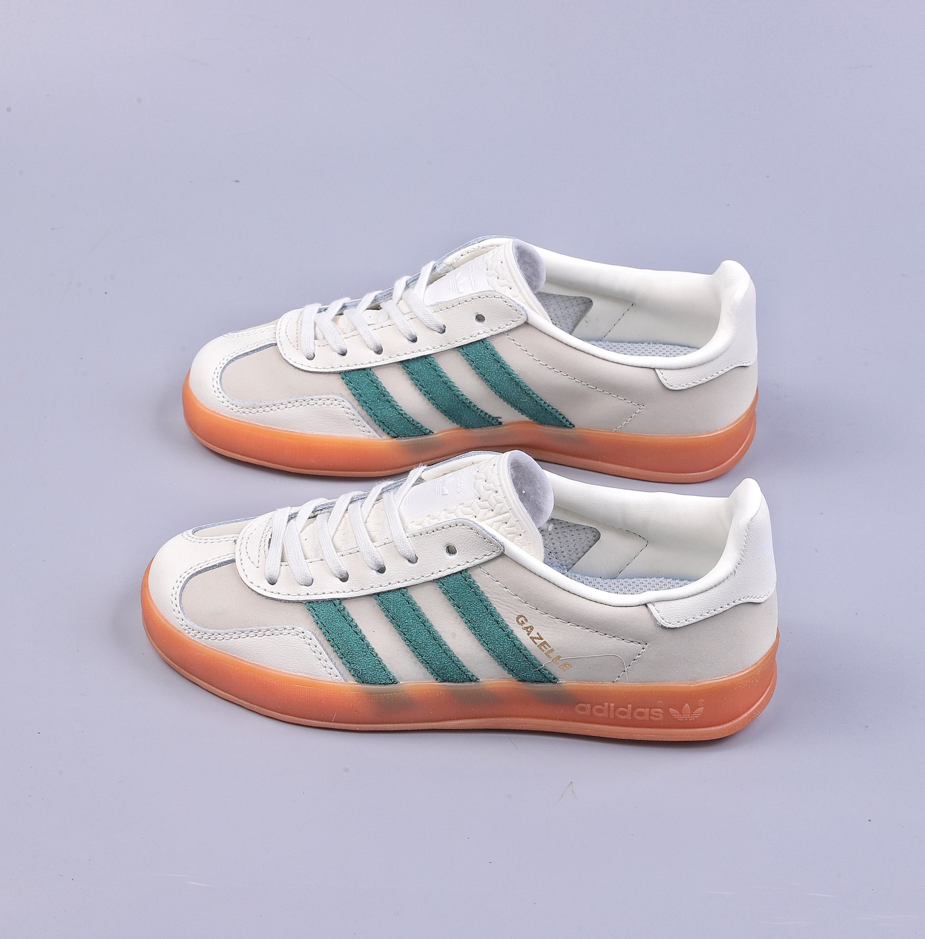 180 YH Adidas Originals Gazelle Indoor 米白绿三叶草复古休闲运动板鞋 ID2567