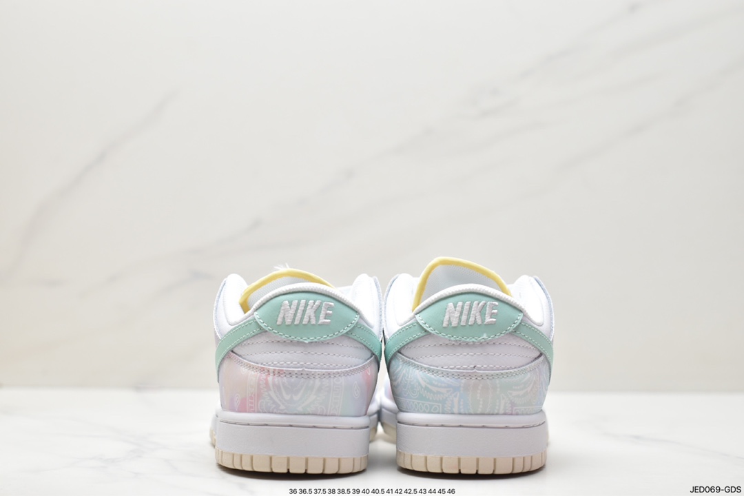 150 耐克Nike SB Zoom Dunk Low 板鞋 系列经典百搭休闲运动板鞋 FJ7707-131