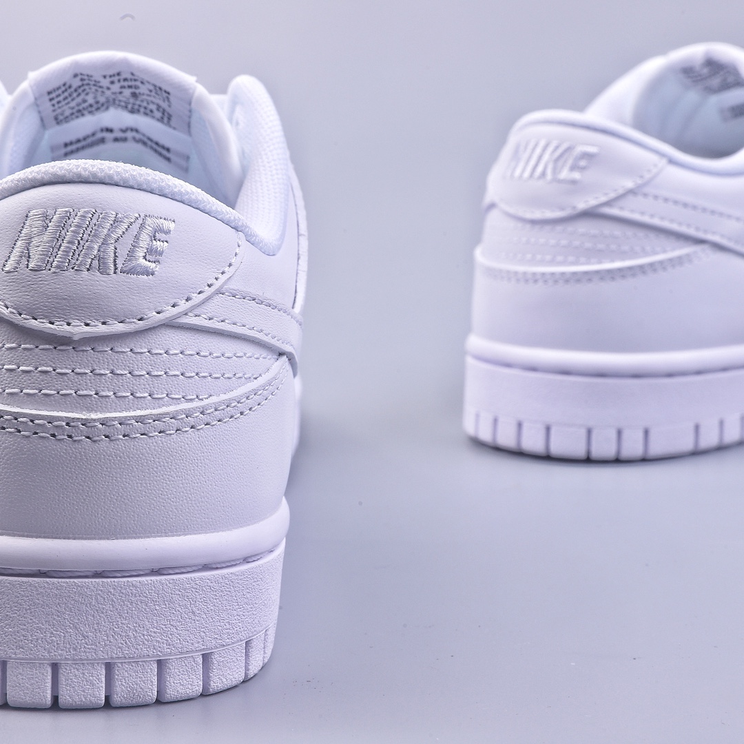 280 A Nike Dunk Low “Triple White” 三倍白 DD1503-109