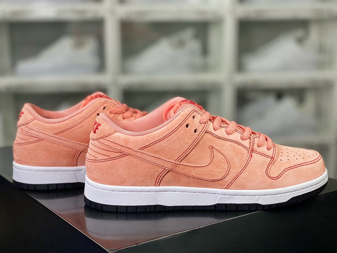 220 SB Dunk Low Pro”Salmon Pink”扣篮系列低帮板鞋“麂皮三文鱼橘粉白”CV1655-600