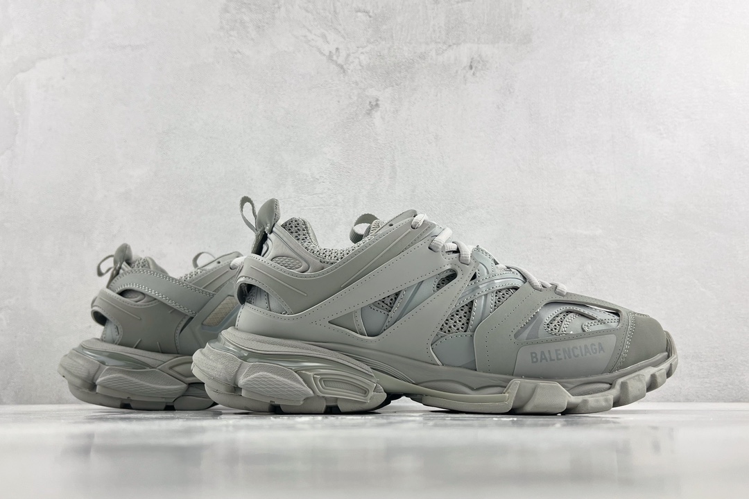 VG 420 Balenciaga巴黎世家 Track 1.0 灰色 542023 W2LA1 1203