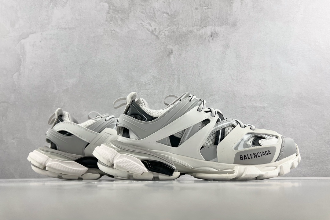 VG 420 Balenciaga巴黎世家 Track 1.0 白黑灰 542023 W3AD3 9812