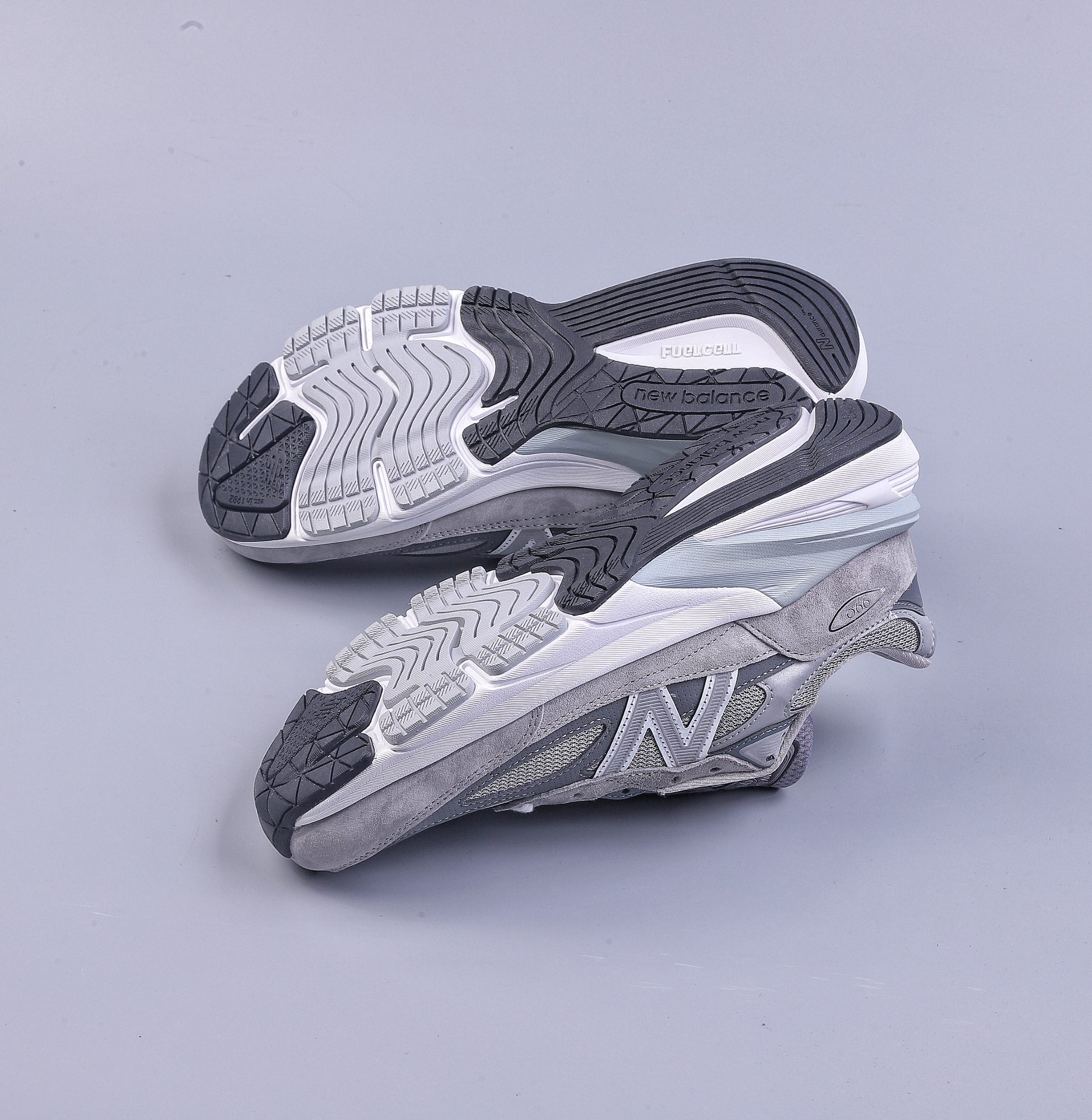 320 总裁 New Balance Made In USA M990系列跑步鞋 M990GL6