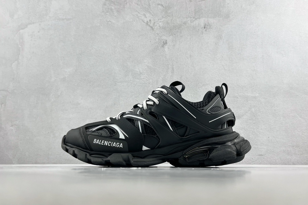 VG 420 Balenciaga巴黎世家 Track 1.0 黑白 542023 W3AC1 1090