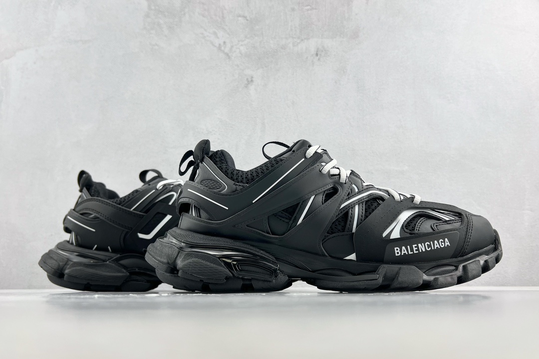 VG 420 Balenciaga巴黎世家 Track 1.0 黑白 542023 W3AC1 1090