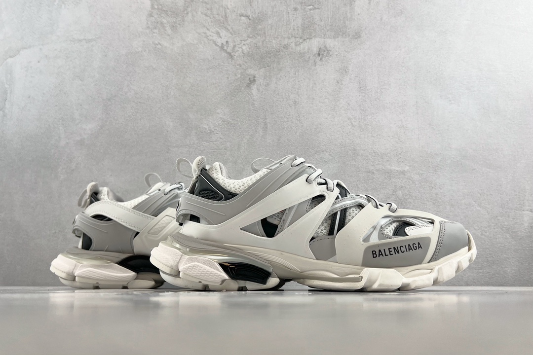 VG 520 带灯 Balenciaga巴黎世家 Track 1.0 白黑灰 555036 W3AD3 9812