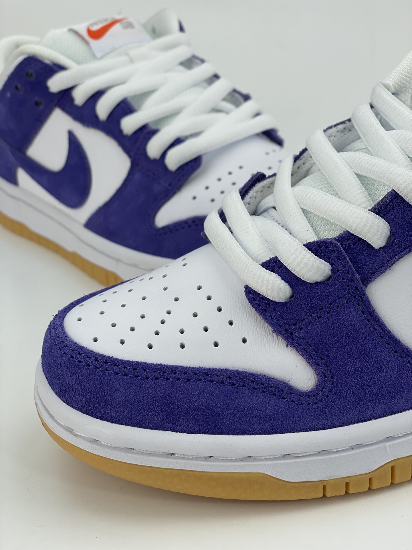 300 Nike SB Dunk Low ”Court Purple” 白紫 DV5464-500