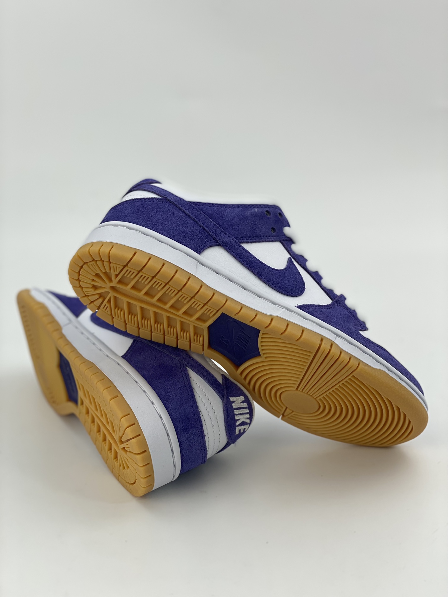 300 Nike SB Dunk Low ”Court Purple” 白紫 DV5464-500