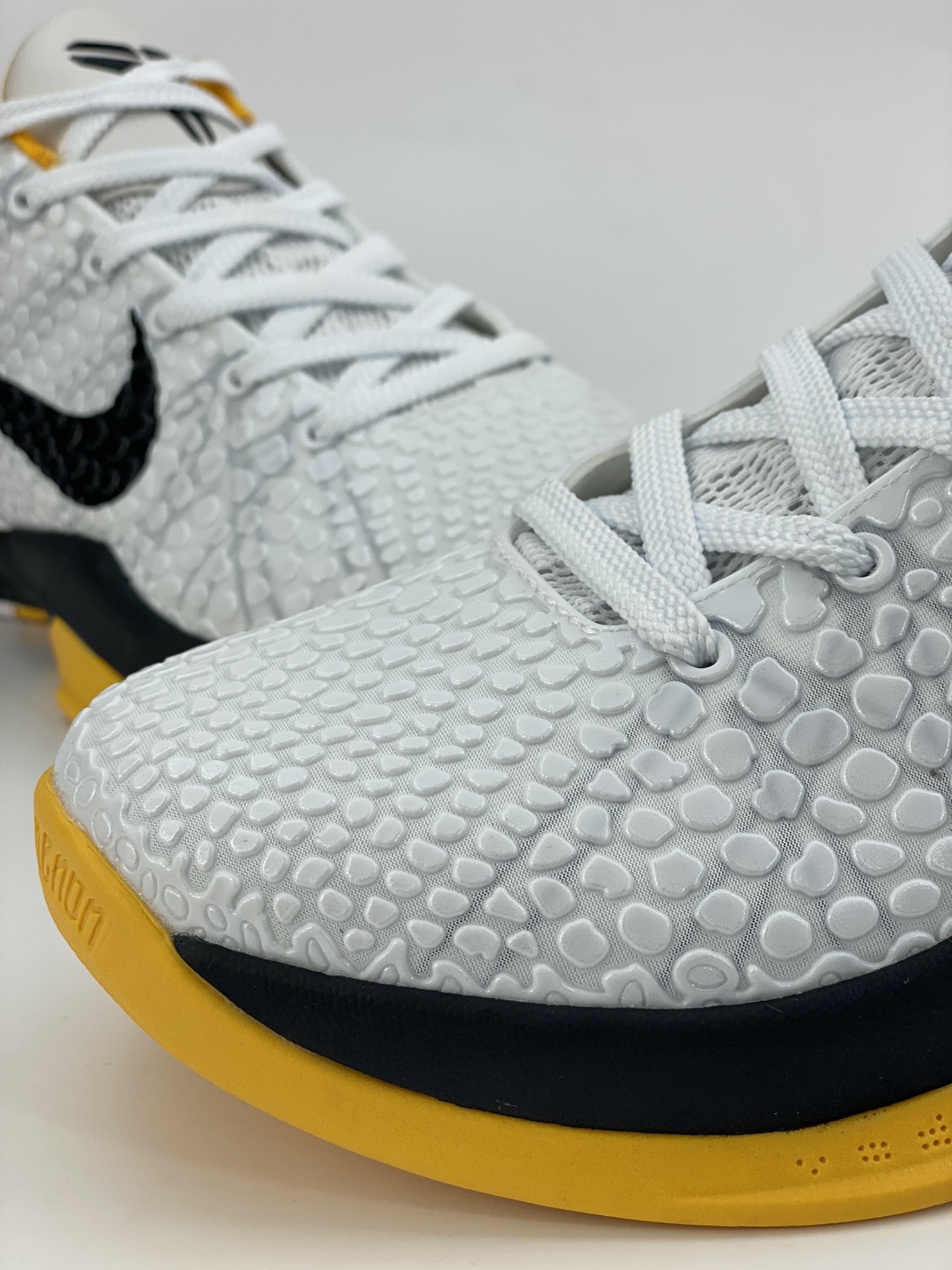 260 [BOSS版] Nike Zoom KOBE 6 Protro 科比六代季后赛白黄 CW2190-100