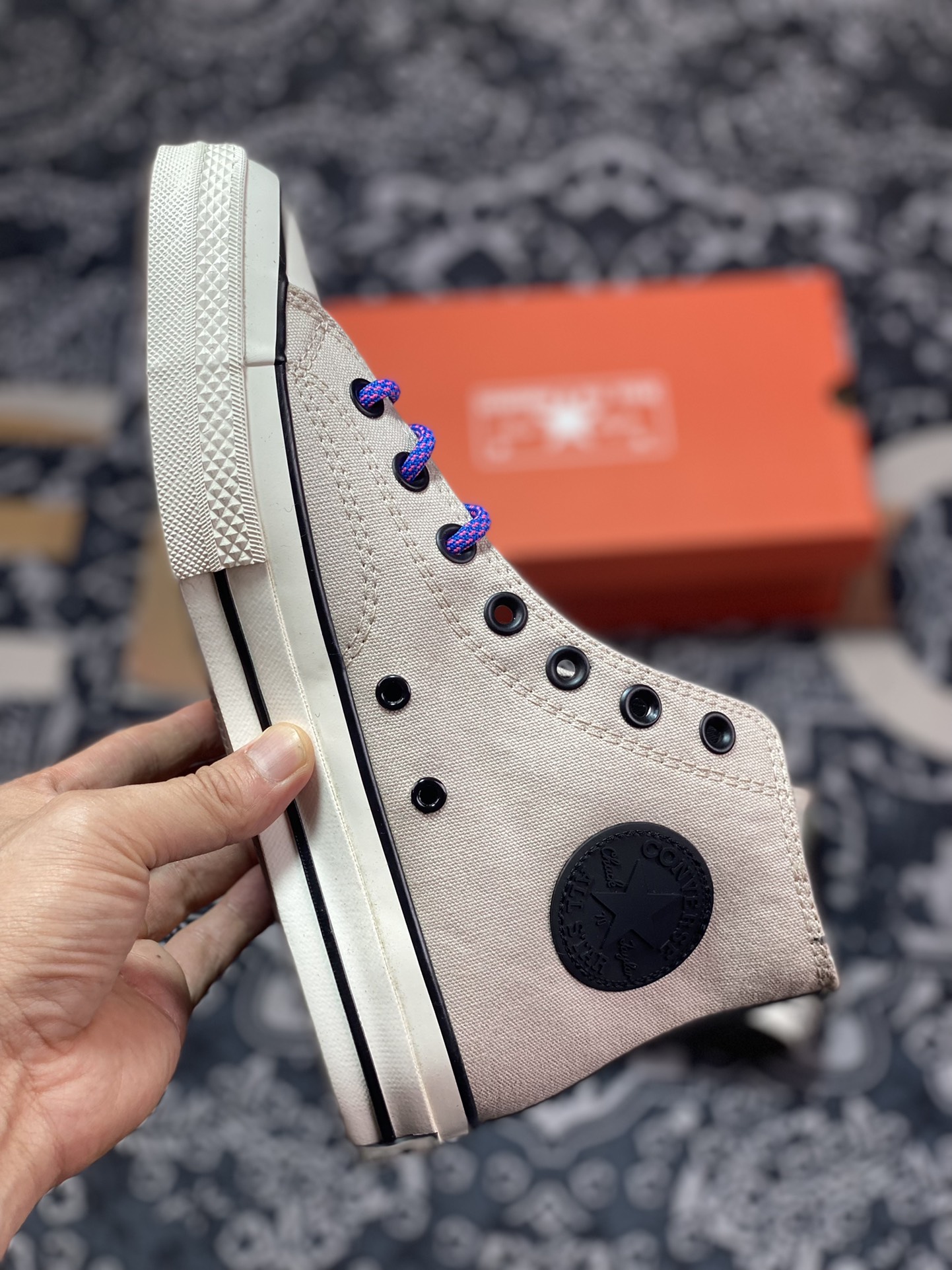 160  Converse 极简主义 匡威打造Chuck 70联名在这款鞋