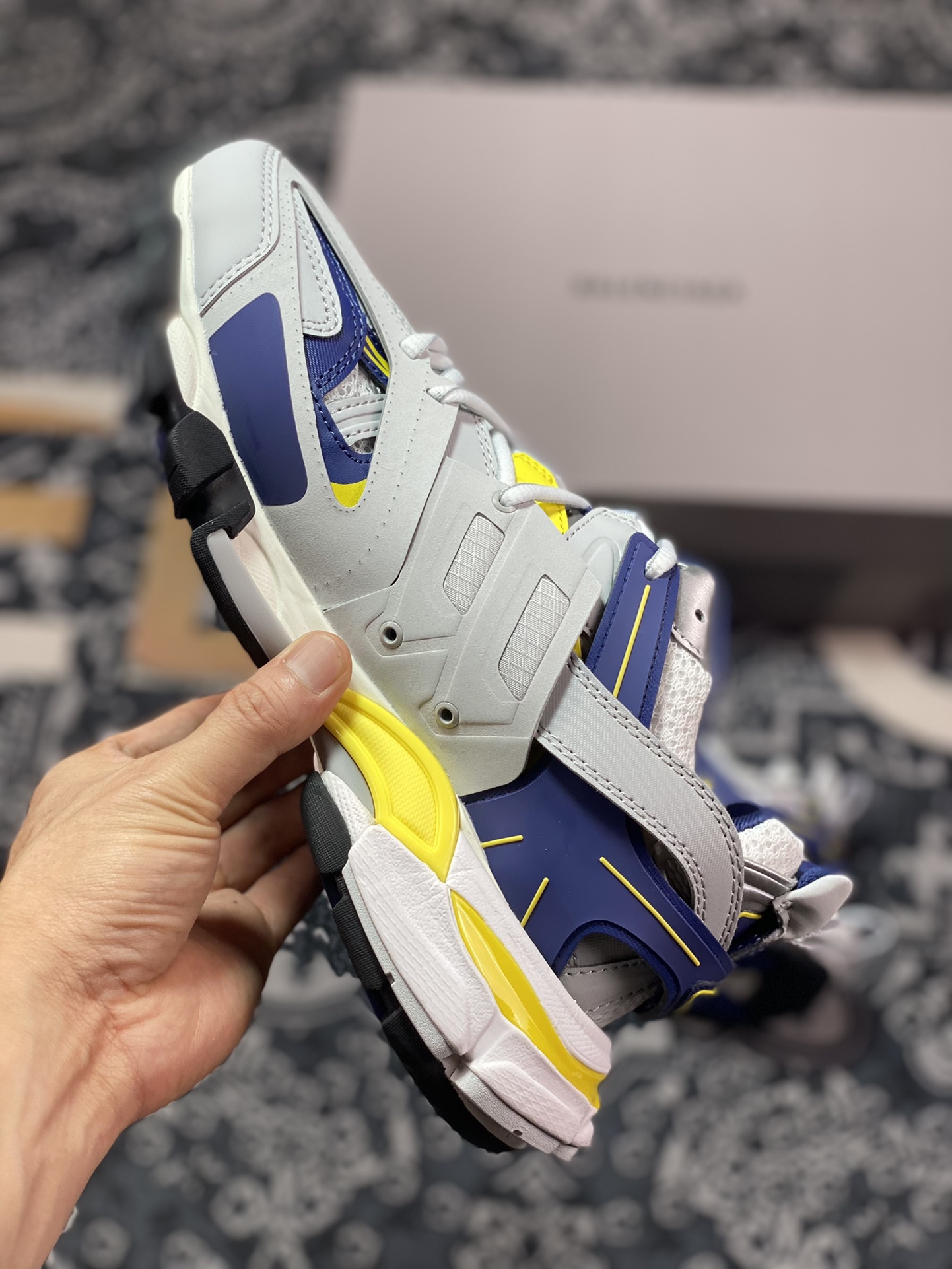 480 巴黎世家BALENCIAGA Track Trainers 3.0代复古野跑姥爹潮流百搭慢跑鞋542436 W3AC4 9471