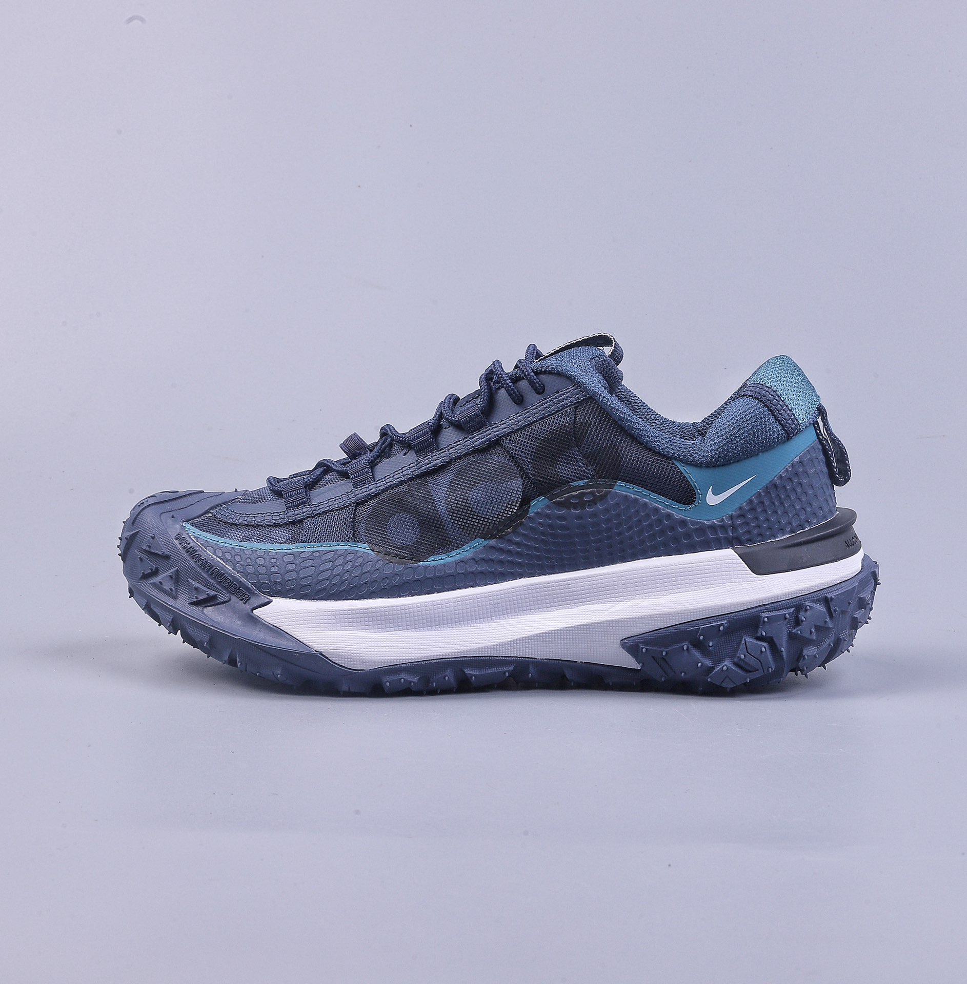 200 Nike ACG Mountain Fly Low GTX SE 登山系列 运动鞋 DV7903-112