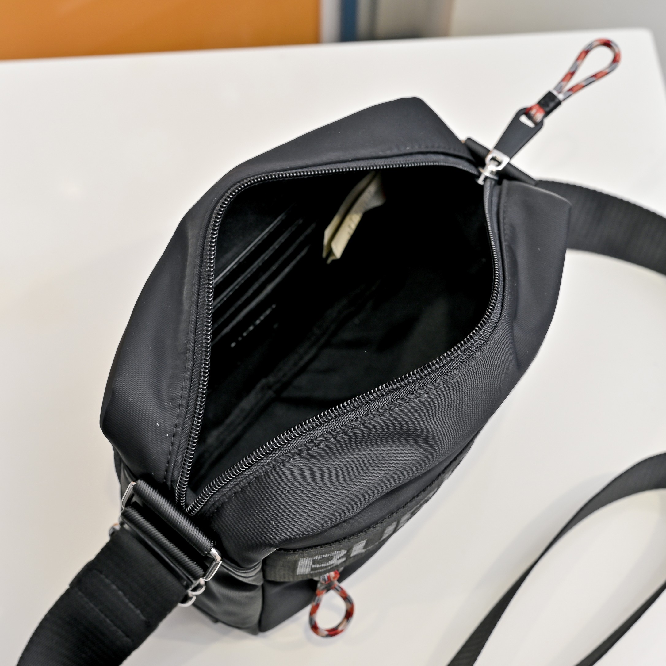 原单Burberry男士专柜经典单肩包相机包完美复刻