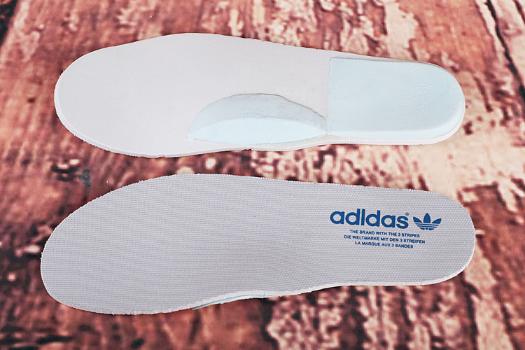 阿迪达斯高帮真标 正品鞋垫 范冰冰高帮 adidas范冰冰代言adidas Originals 2015 EXTABALL 皮加透气网布白绿 夏季透气款 白粉 货号：M19463 号码：36-40 |