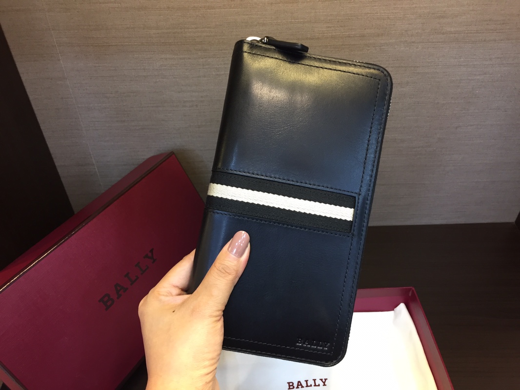 [Bally Wallets]Explosive Tevin classic black large 100% counter genuine leathe