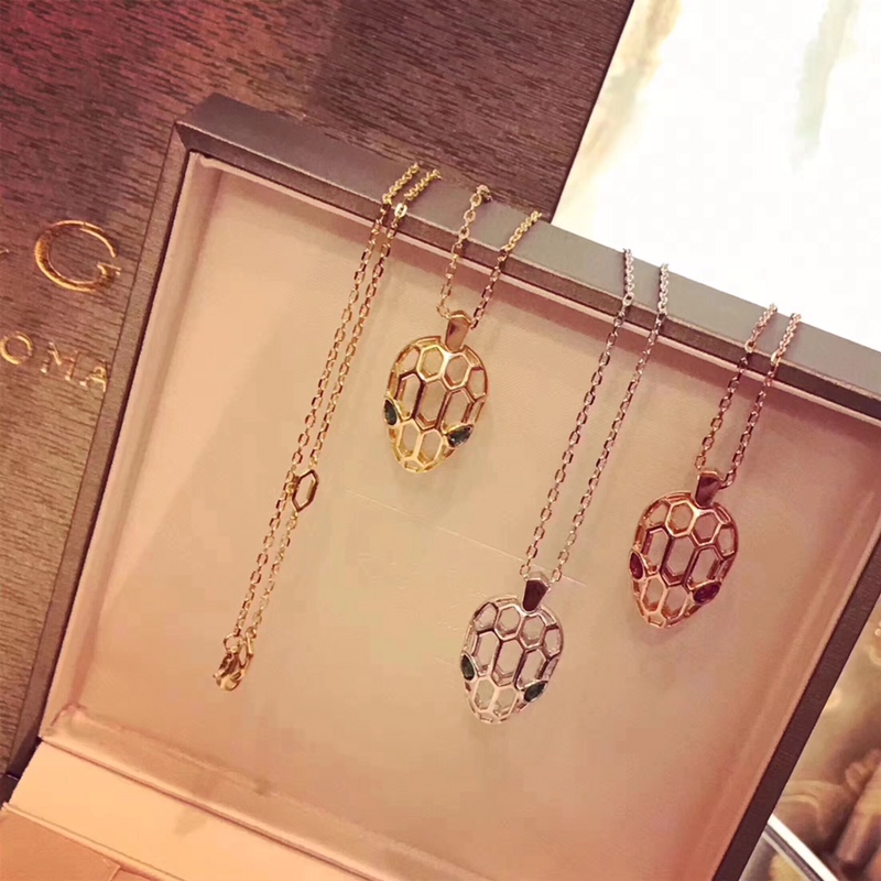 Bvlgari 到货 今年最 宝格丽 最新 灵蛇 蛇 项链