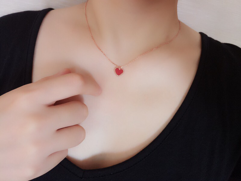 Van Cleef & Arpels VCA心形系列
