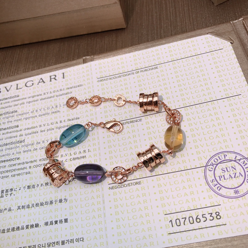 Bvlgari 宝格丽彩宝手链 超美 亚金材质 宝石为天然橄榄石（镀玫瑰金黄金两色可选） 0039410