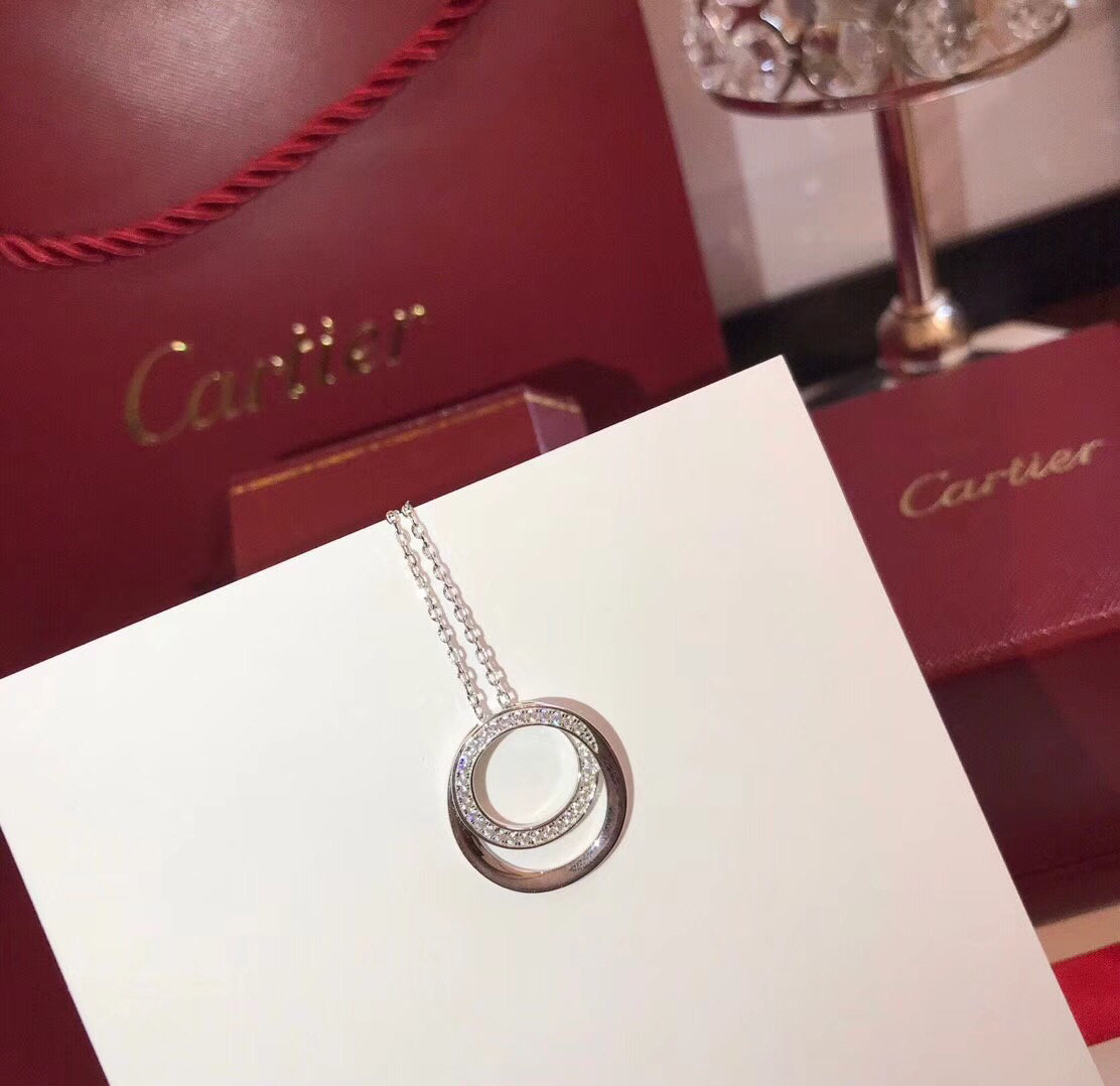 Cartier卡家新款交叉圆环双环奢