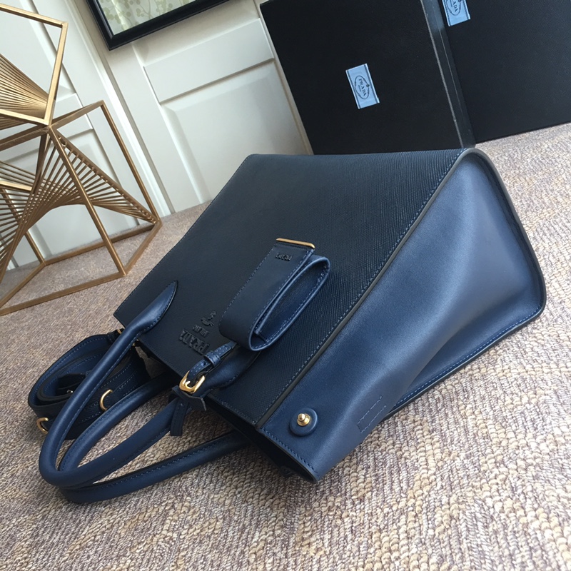 PRADA普拉达进口粗十字牛皮手提包1BA155