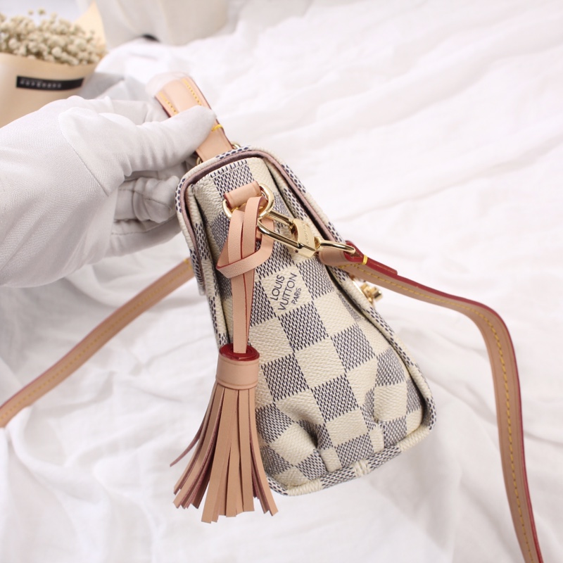Louis Vuitton M41581 Damier Azur 21 5-18-9cm crossbody everyday