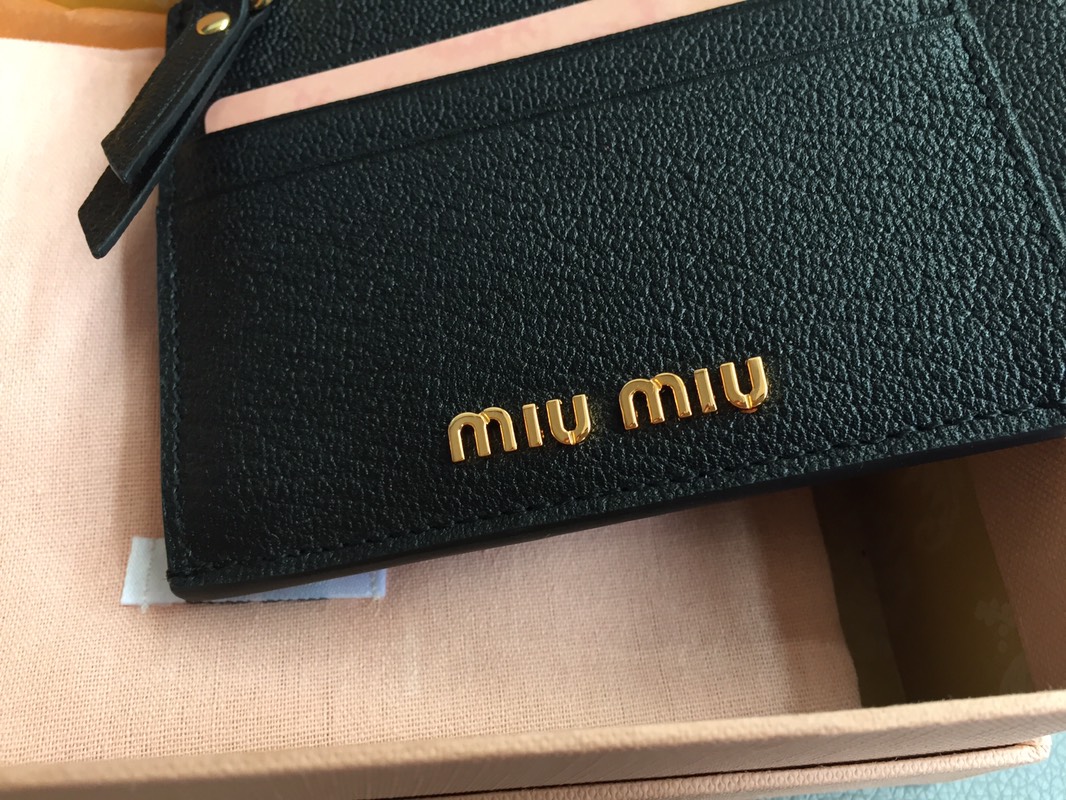 MIUMIU缪缪马德拉斯山羊皮配羊皮内里新款卡包5MC446