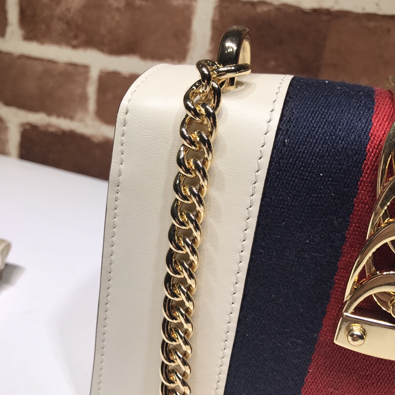 GUCCI古驰Sylvie 系列皮革迷你链条手袋431666