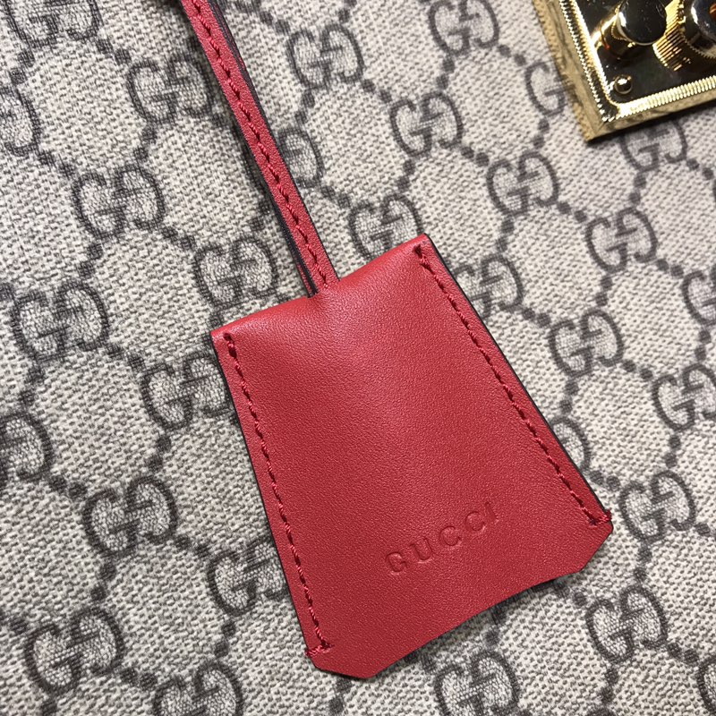 GUCCI古驰Padlock系列GG中号肩背包479197