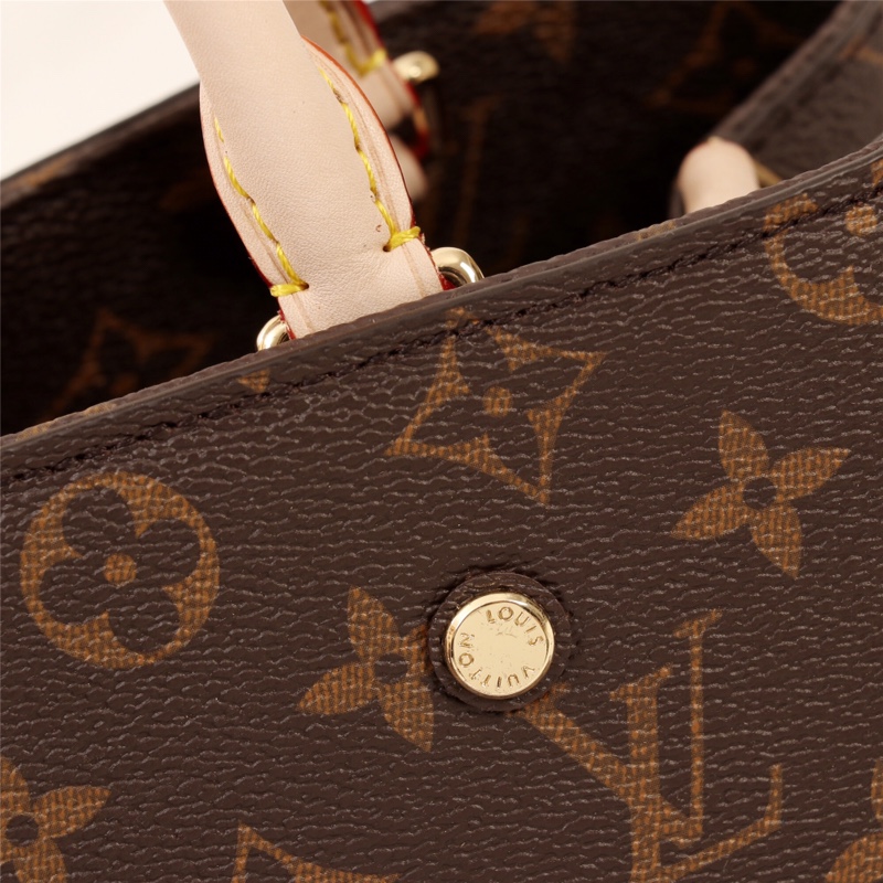 Louis Vuitton M41056 everyday