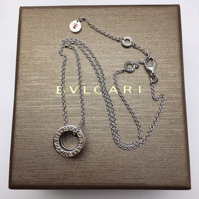 Bvlgari 宝格丽小红人项链 每一条项链都是不同编码 代表每一条项链的身份 内侧钢印