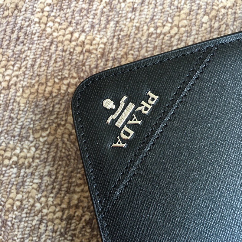 PRADA普拉达进口皮手包056V