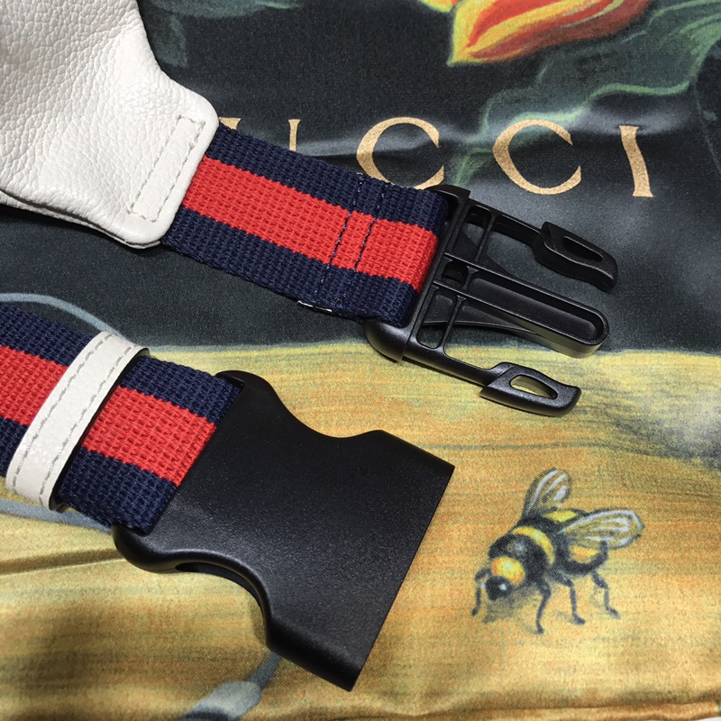 GUCCI古驰男士时尚印花皮革腰包493869