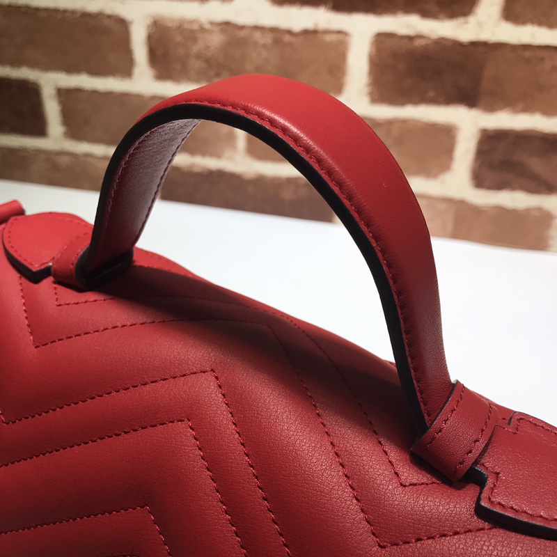 GUCCI古驰GG Marmont系列小号手提包498110